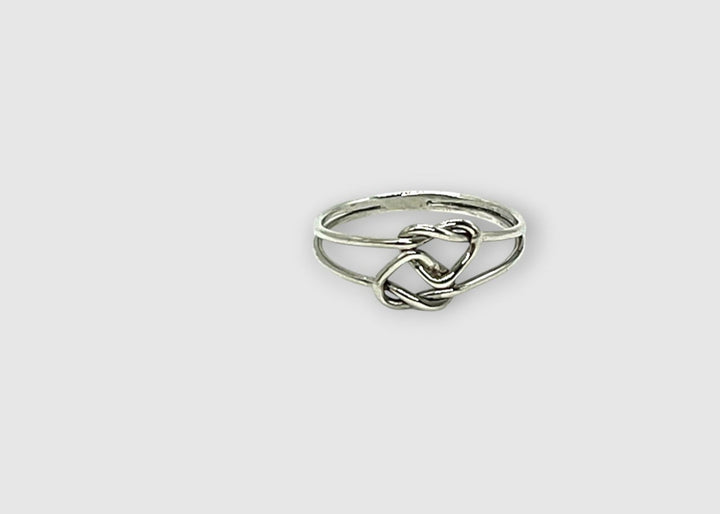 Victoria Love Knot Ring