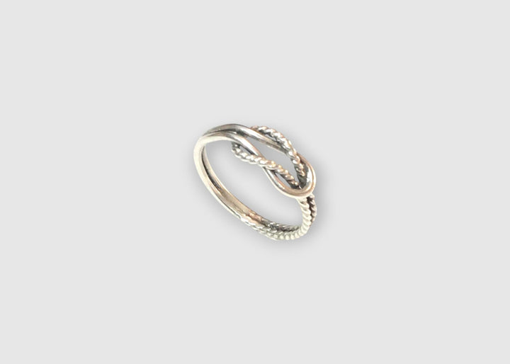 reef knot ring