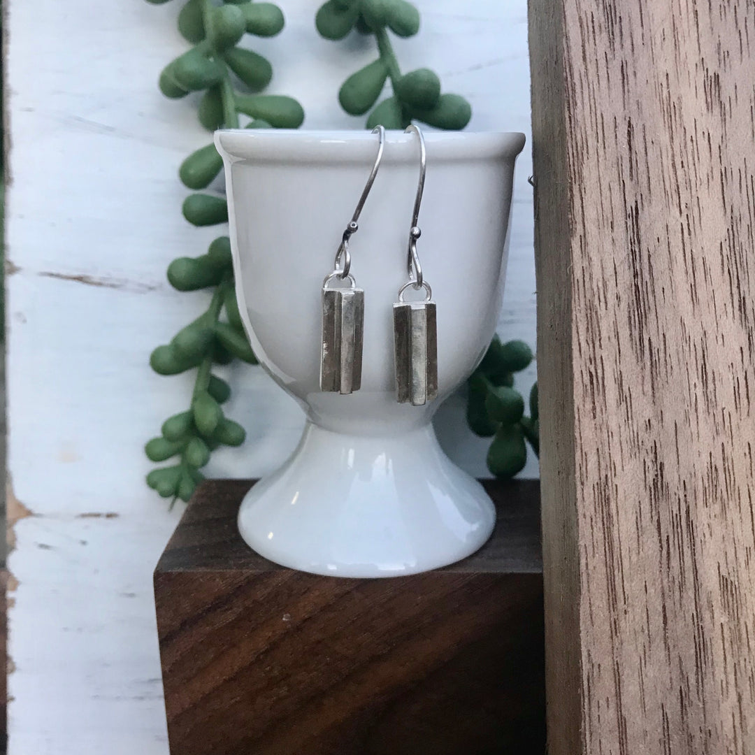 Fiona Bar Earrings