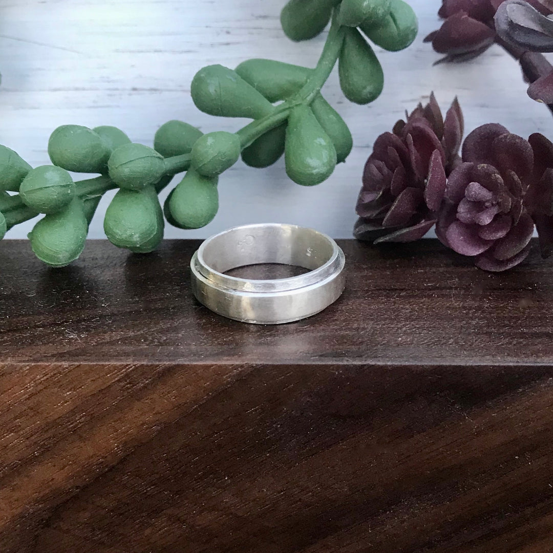 Fiona Bar Ring